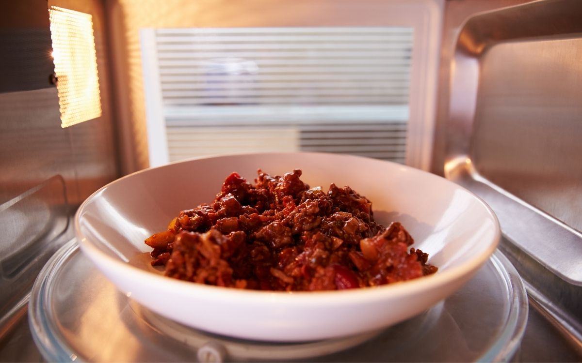 Do Microwaves Destroy Nutrients In Food? Who Eatz