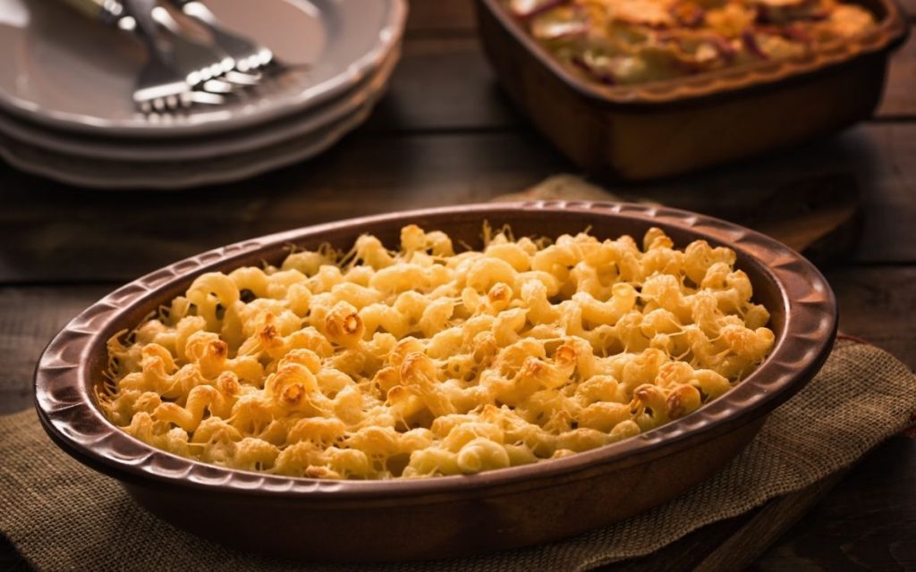 A hot serving of mac and cheese.